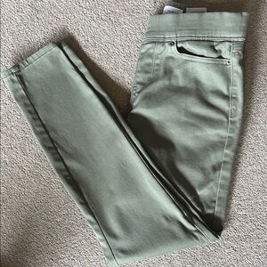 Levi pull on jean leggings